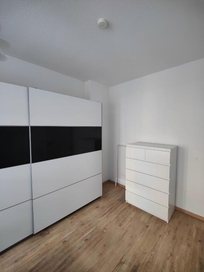 Neu Sanierte Wohnung Mit Balkon Und Stellplatz Erfurt Extérieur photo