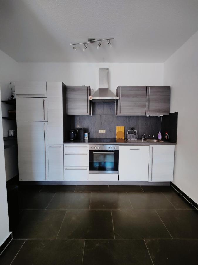 Neu Sanierte Wohnung Mit Balkon Und Stellplatz Erfurt Extérieur photo