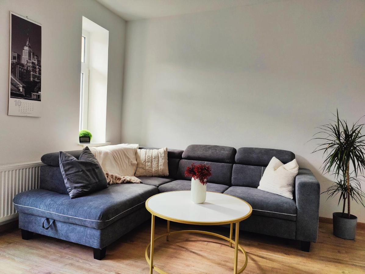 Neu Sanierte Wohnung Mit Balkon Und Stellplatz Erfurt Extérieur photo